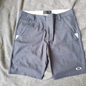 Oakley golf shorts